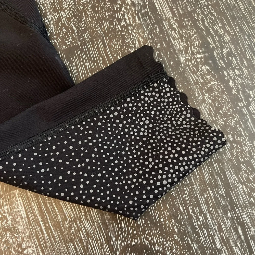 Lululemon Tight Stuff Tight II (First Release) in Black - Picture 8 of 8